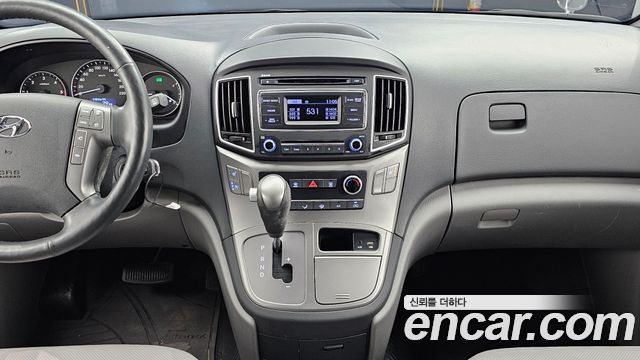 Hyundai Starex 2021 — photo 14