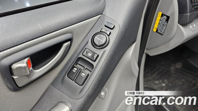 Hyundai Starex 2021 — photo 17