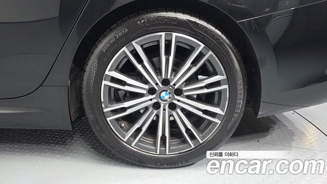 BMW 3-Series 2022 — photo 5