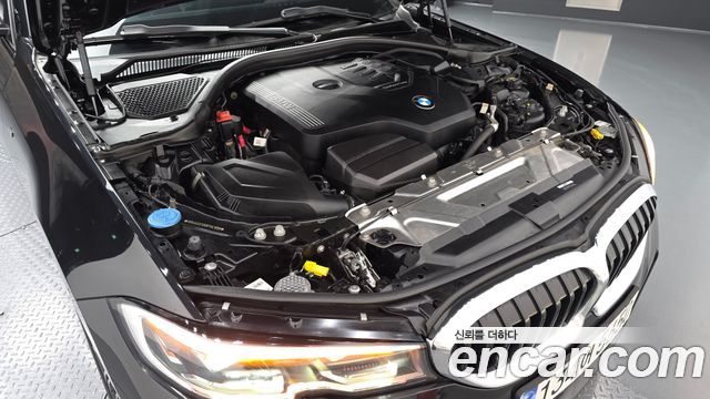 BMW 3-Series 2022 — photo 6