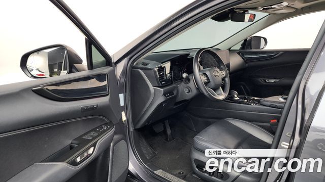 Lexus NX 2024 — photo 10