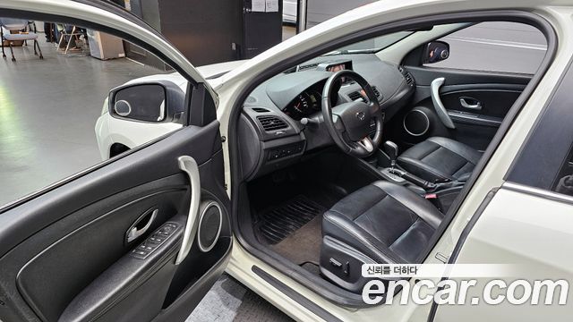 Renault Korea SM3 2010 — photo 10