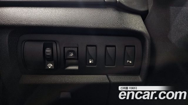 Renault Korea SM3 2010 — photo 19