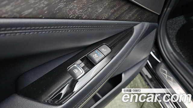 Kia K8 2022 — photo 20