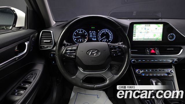 Hyundai Grandeur 2018 — photo 13