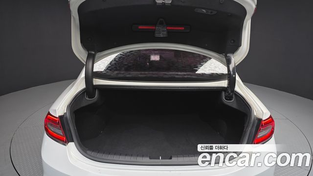 Hyundai Grandeur 2018 — photo 20