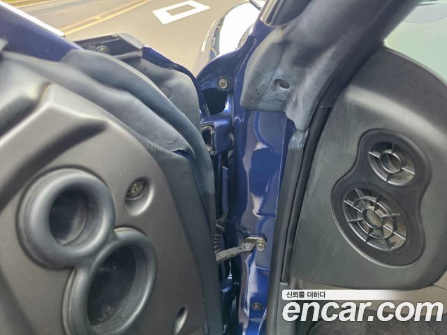 Hyundai Tiburon 1999 — photo 12