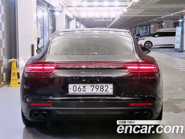 Porsche Panamera 2019 — photo 5