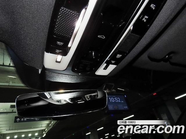 Porsche Panamera 2019 — photo 14