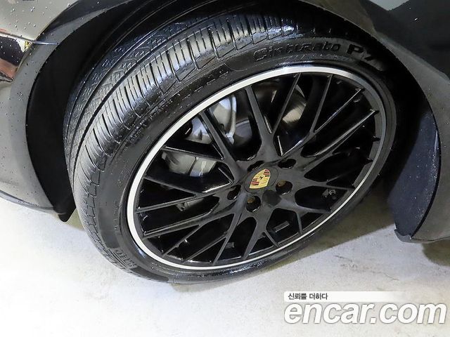 Porsche Panamera 2019 — photo 20