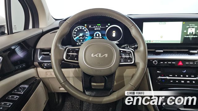 Kia Canival 2022 — photo 14
