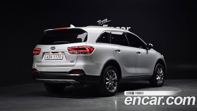 Kia Sorento 2015 — photo 2