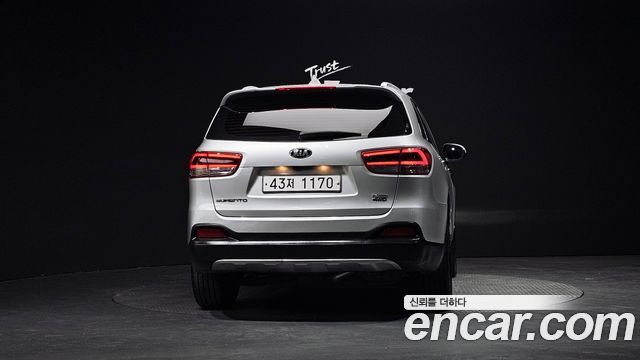 Kia Sorento 2015 — photo 4
