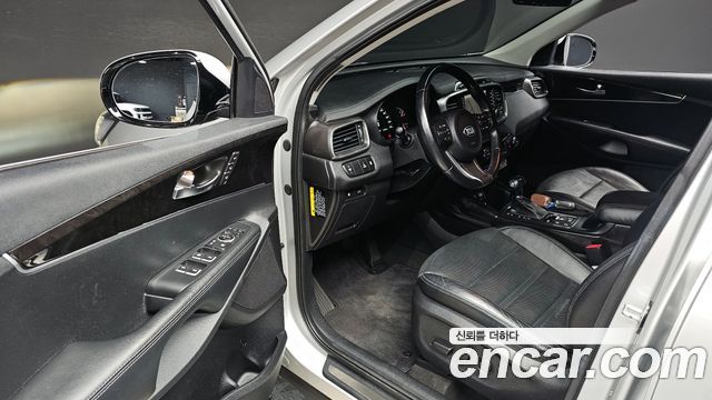 Kia Sorento 2015 — photo 11