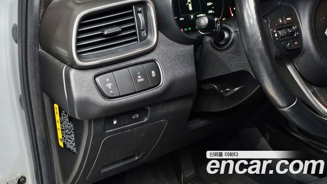 Kia Sorento 2015 — photo 16