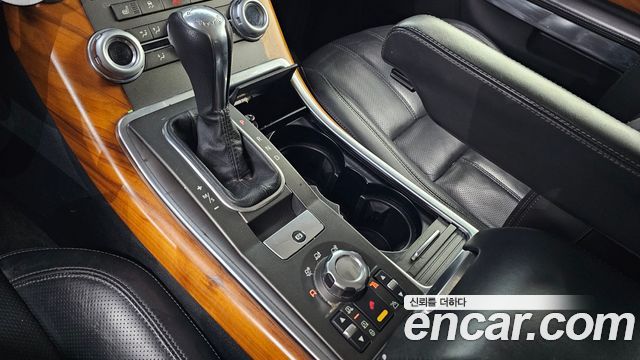 Land Rover Range Rover Sport 2010 — photo 9