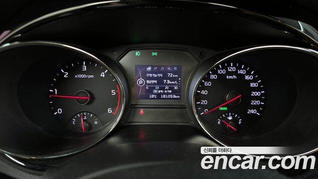 Kia Canival 2017 — photo 8