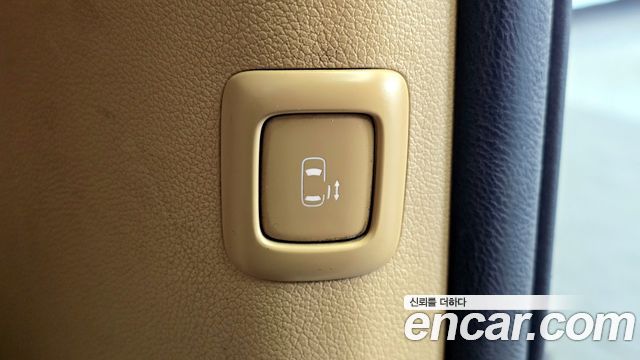 Kia Canival 2017 — photo 17
