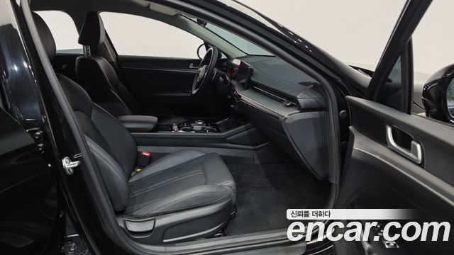 Kia K5 2024 — photo 11