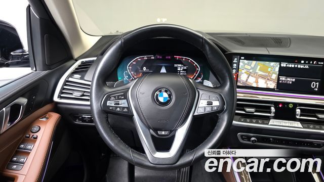 BMW X5 2022 — photo 13