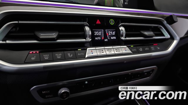 BMW X5 2022 — photo 16