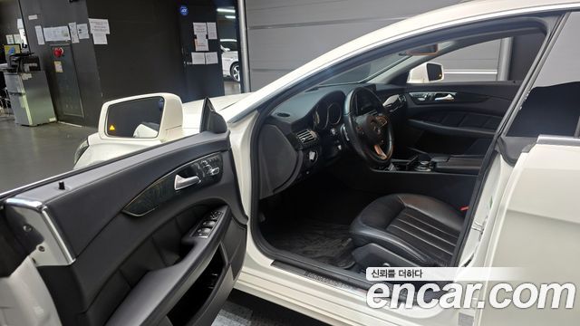 Mercedes-Benz CLS-Class 2017 — photo 11