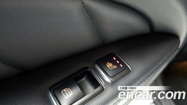 Mercedes-Benz CLS-Class 2017 — photo 19