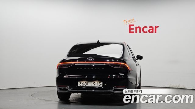 Hyundai Grandeur 2022 — photo 4