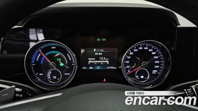 Hyundai Grandeur 2022 — photo 8