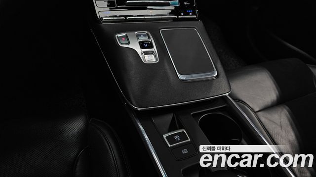 Hyundai Grandeur 2022 — photo 9
