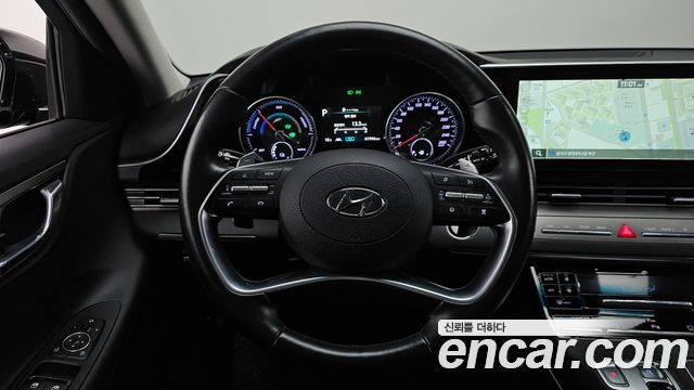Hyundai Grandeur 2022 — photo 13
