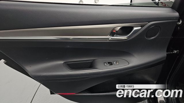 Hyundai Grandeur 2022 — photo 19