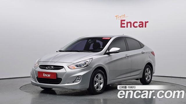 Hyundai Accent 2012 — photo 20