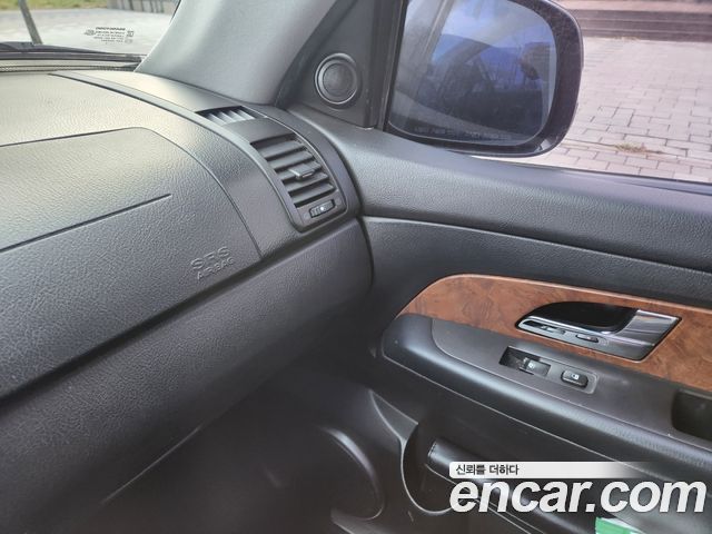 KG Mobility Rexton 2017 — photo 13