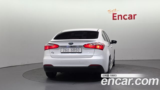 Kia K3 2014 — photo 4