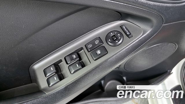Kia K3 2014 — photo 14