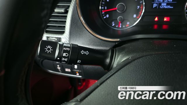 Kia K3 2014 — photo 16