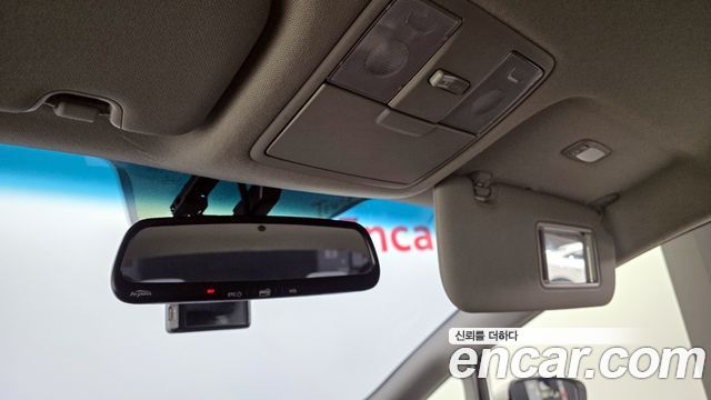 Kia K3 2014 — photo 17