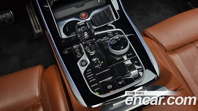BMW X7 2022 — photo 9