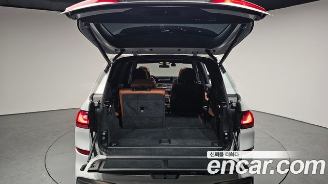 BMW X7 2022 — photo 20