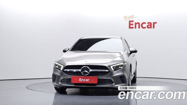 Mercedes-Benz A-Class 2020 — photo 3