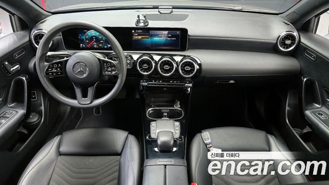 Mercedes-Benz A-Class 2020 — photo 7