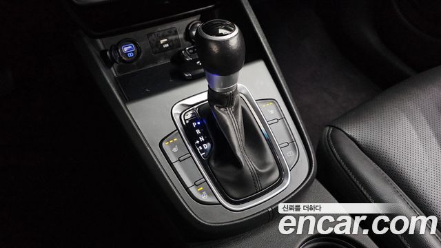 Hyundai Kona 2022 — photo 9