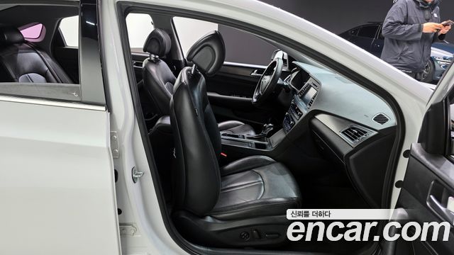 Hyundai Sonata 2015 — photo 12