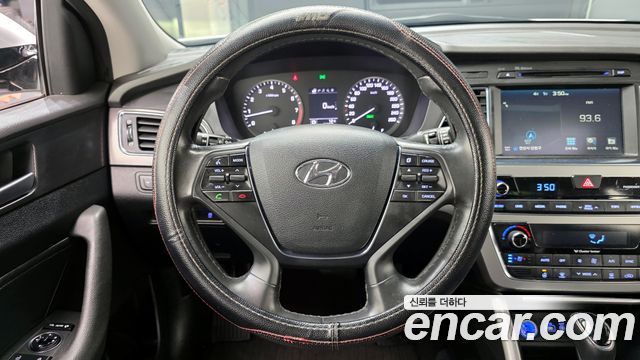 Hyundai Sonata 2015 — photo 13