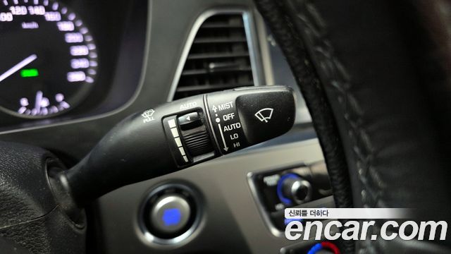 Hyundai Sonata 2015 — photo 16