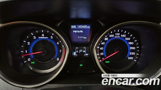 Hyundai AVANTE 2013 — photo 8