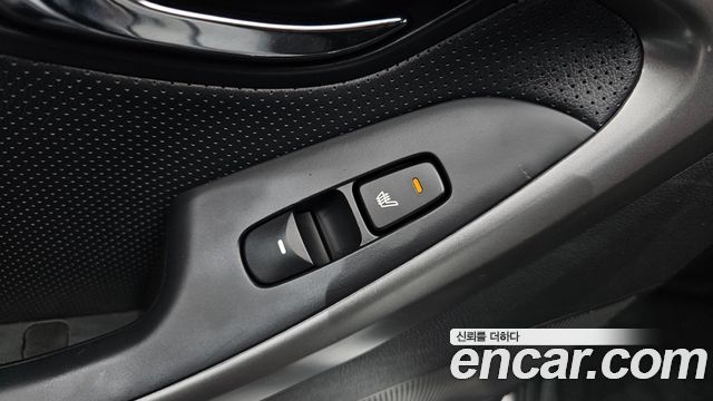 Hyundai AVANTE 2013 — photo 20