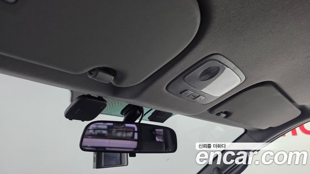 Hyundai Starex 2018 — photo 17