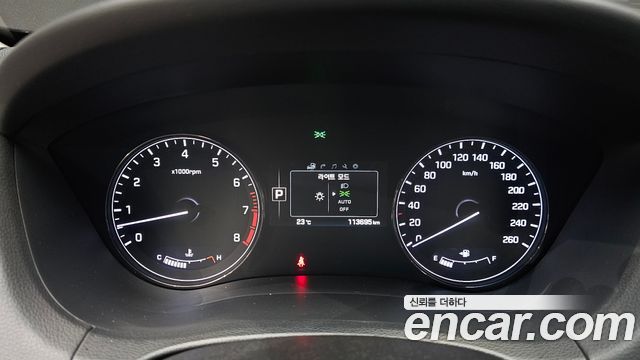 Hyundai Genesis 2015 — photo 8